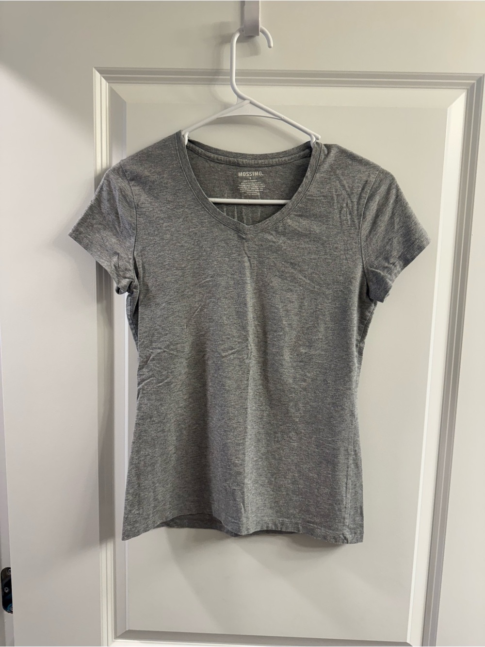 Mossimo Supply Co. Women's Heather Gray V-Neck Short Sleeve Tee